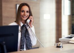 recepcionista-de-hotel
